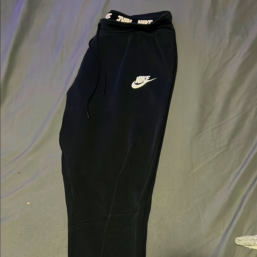 Nike joggers